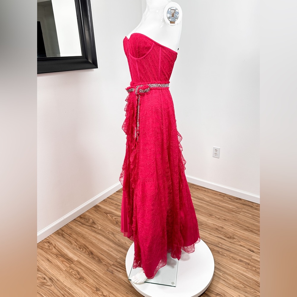 Alice + Olivia Bree Draped Lace Gown - Picture 10 of 14